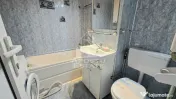 Apartament cu 2 camere, etaj intermediar, decomandat, zona Lipovei 