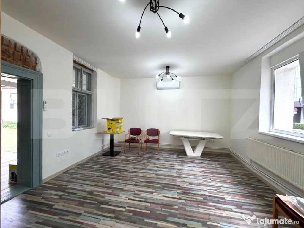 Spatiu activitate birou, 84 mp, 3 incaperi, 2 bai, zona Farm - Cluj-Napoca (Cluj)