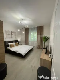 Apartament cu 2 camere de vanzare,zona Semicentrala,65mp.