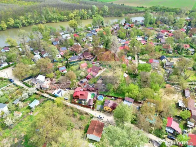 Casă cu 3 camere de vânzare în zona 3 Insule, Arad - Arad (Arad)