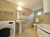 Casă cu 3 camere de vânzare în zona 3 Insule, Arad