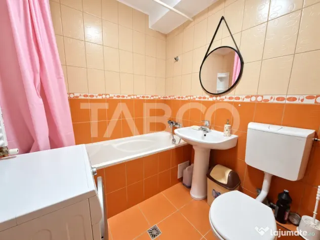Apartament de vanzare 4 camere mansarda Vasile Aaron Sibiu - Sibiu (Sibiu)
