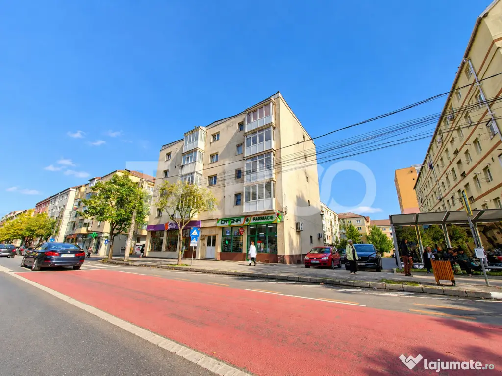 Apartament de vanzare 4 camere mansarda Vasile Aaron Sibiu - Sibiu (Sibiu)