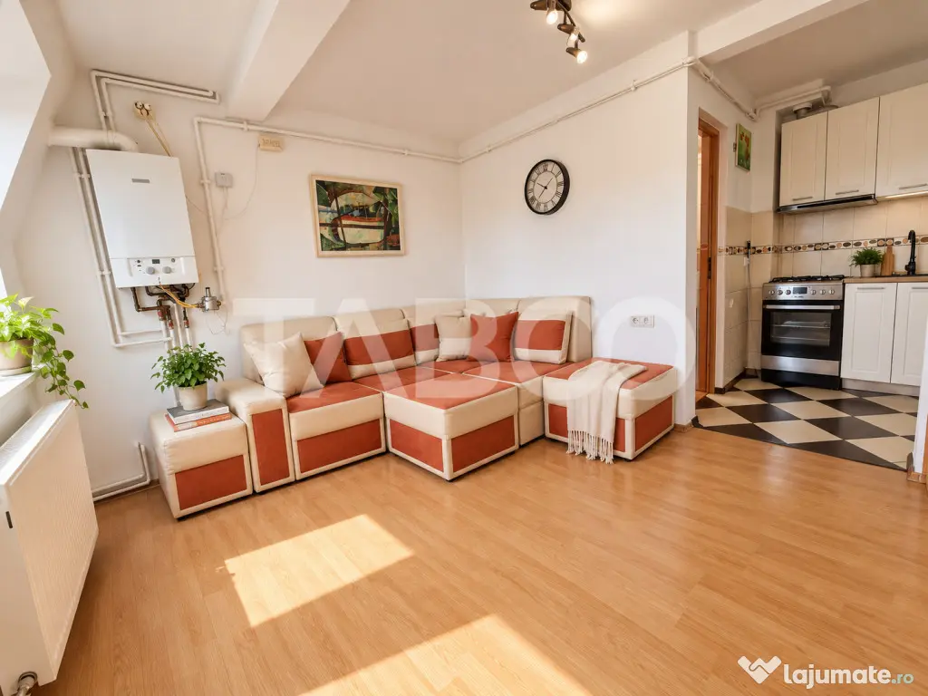 Apartament de vanzare 4 camere mansarda Vasile Aaron Sibiu - Sibiu (Sibiu)