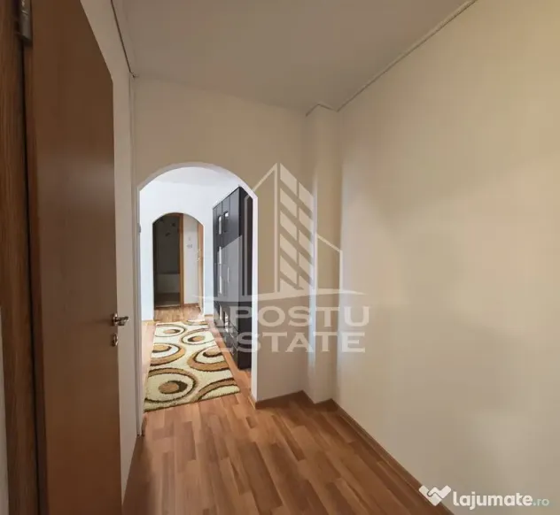 Apartament de vanzare, 3 camere si 2 bai, zona Aradului, Timisoara - Timisoara (Timis)