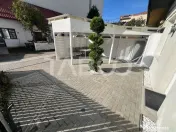 Garsoniera de inchiriat cu curte zona Centrala 2 parcari