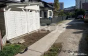 Garsoniera de inchiriat cu curte zona Centrala 2 parcari