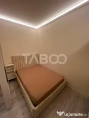Garsoniera de inchiriat cu curte zona Centrala 2 parcari