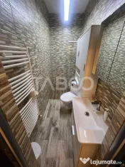 Garsoniera de inchiriat cu curte zona Centrala 2 parcari