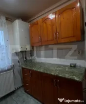 Amartament in Orastie- 55 mp. și 2 balcoane, la etajul 3. 