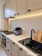 Apartament 2 camere | Renovat 2025 | Boxa | Garaj | Balcon i