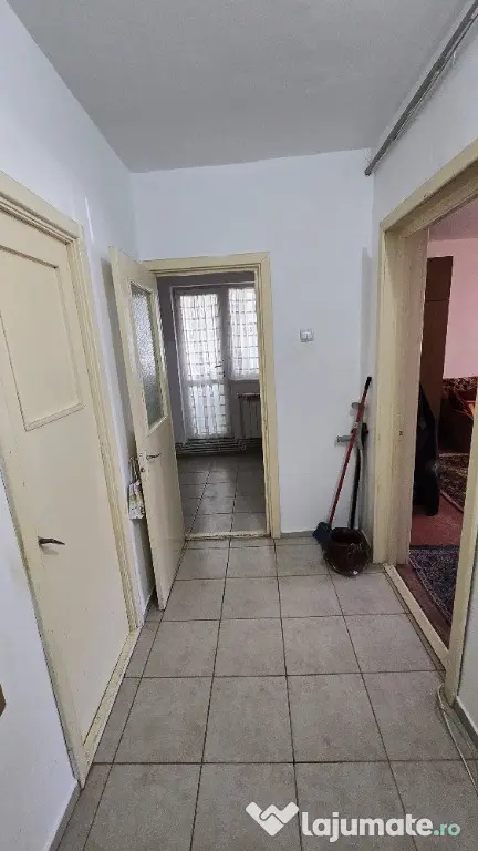 Apartament 1 cameră Str. Roşiorilor - Braila (Braila)