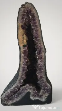 Geodă ametist cathedral mare, Brazilia, 68 cm / 42 kg 