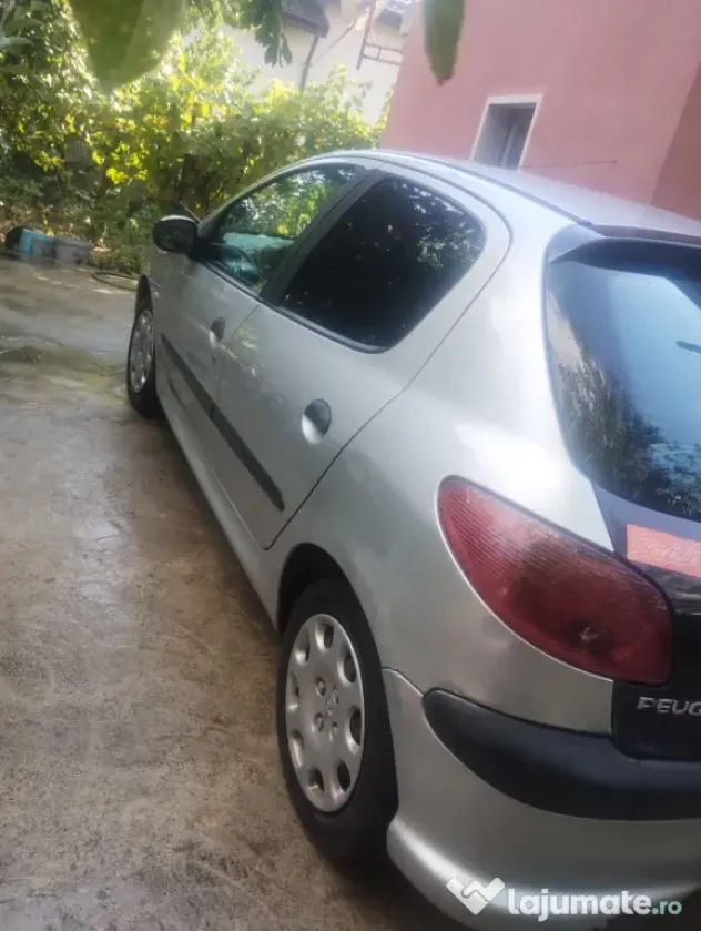 Peugeot 206, benzina