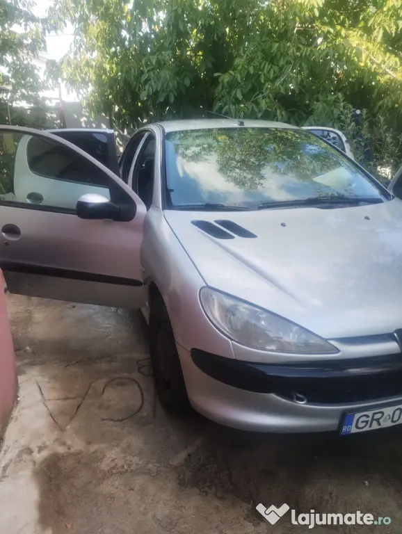 Peugeot 206, benzina