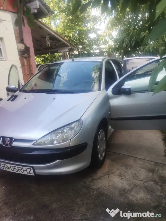 Peugeot 206, benzina