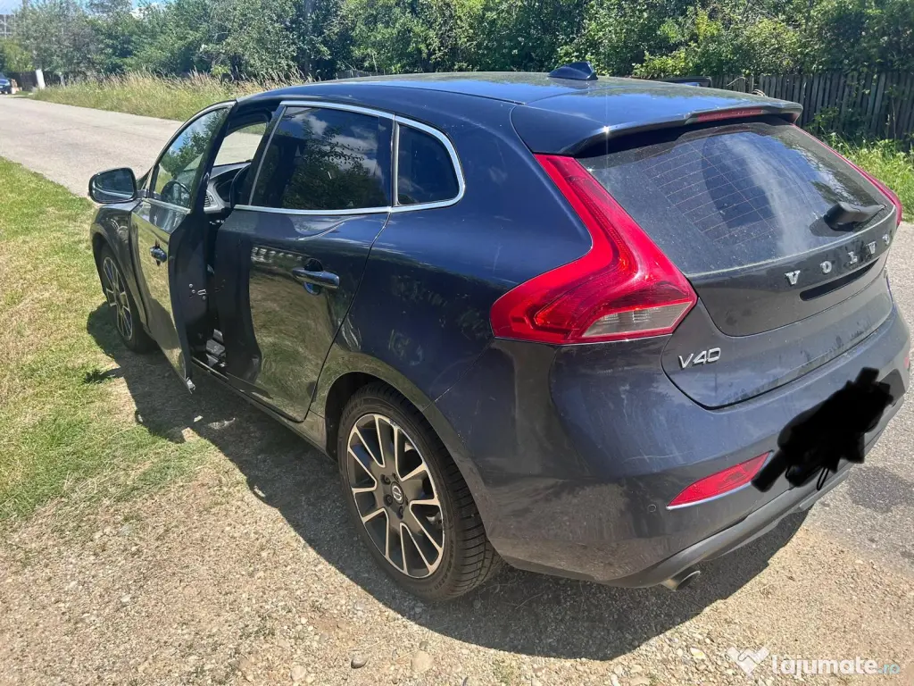 VOLVO V40,2.0TDI 190 CP