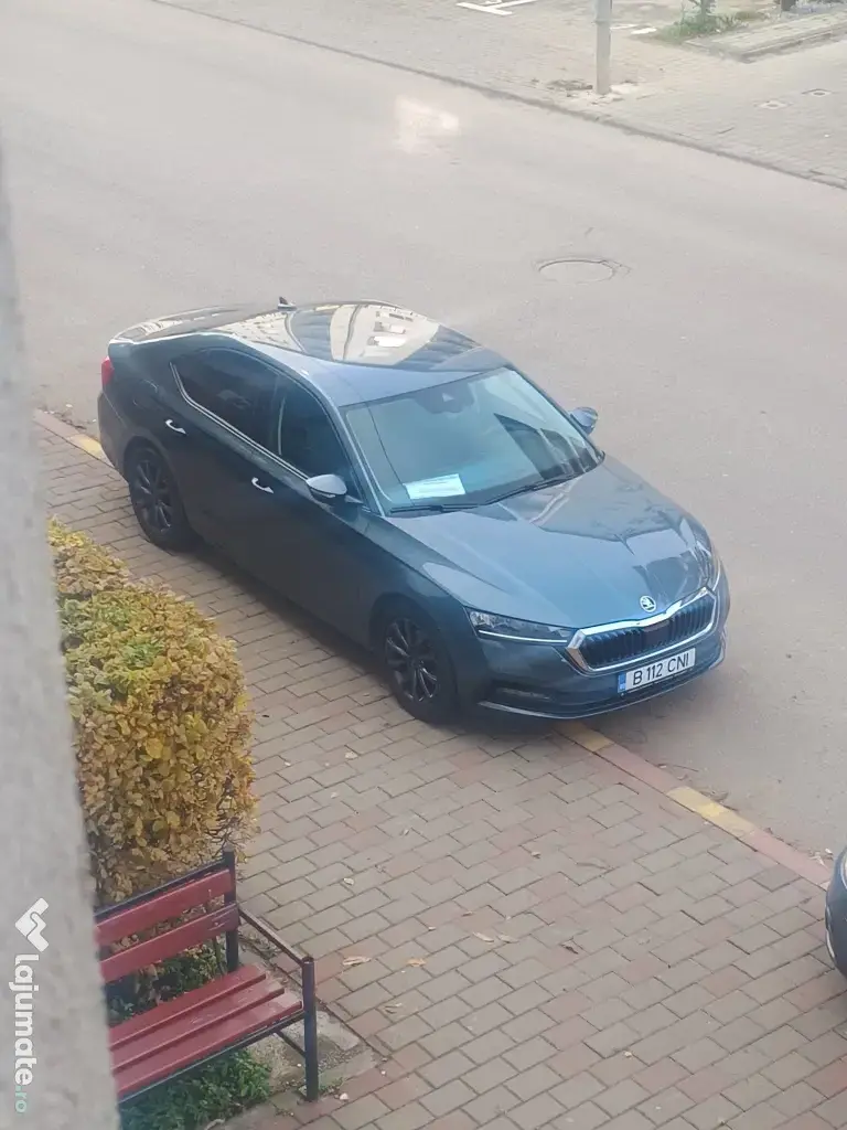 SKODA Octavia 2021 — imagine 3