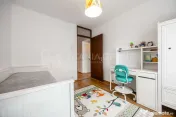 Apartament 4 camere, 2 băi, 2 balcoane și 2 locuri de parcare | MOBILAT 