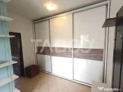 Garsoniera decomandata cu terasa - complet mobilata si utila 