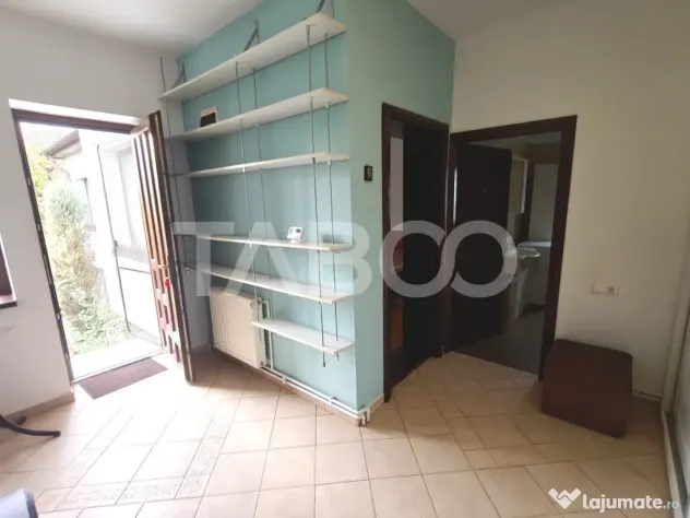Garsoniera decomandata cu terasa - complet mobilata si utila - Sibiu (Sibiu)