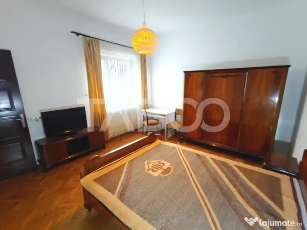 Garsoniera decomandata cu terasa - complet mobilata si utila - Sibiu (Sibiu)