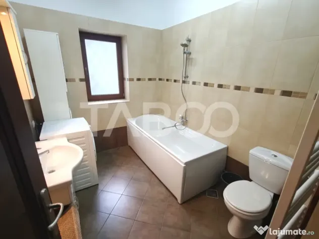 Garsoniera decomandata cu terasa - complet mobilata si utila - Sibiu (Sibiu)