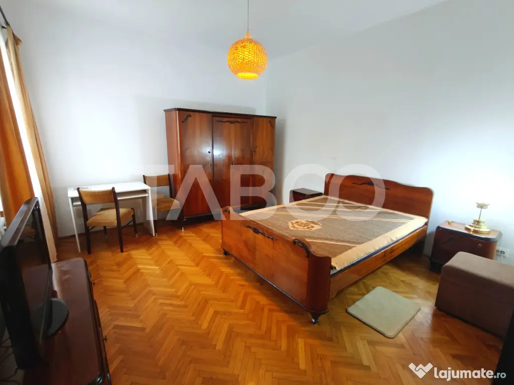 Garsoniera decomandata cu terasa - complet mobilata si utila - Sibiu (Sibiu)