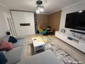 Apartament de cu 3 camere, vizavi de Mall Vitan, centrala proprie, parcare 