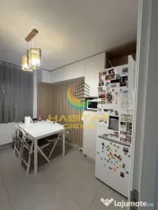 Apartament de cu 3 camere, vizavi de Mall Vitan, centrala proprie, parcare 