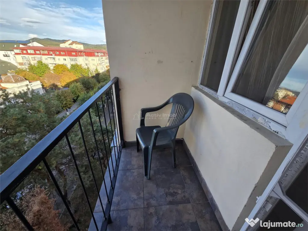 2 camere, central, ING Piata Mare, Rm. Valcea - Ramnicu Valcea (Valcea)