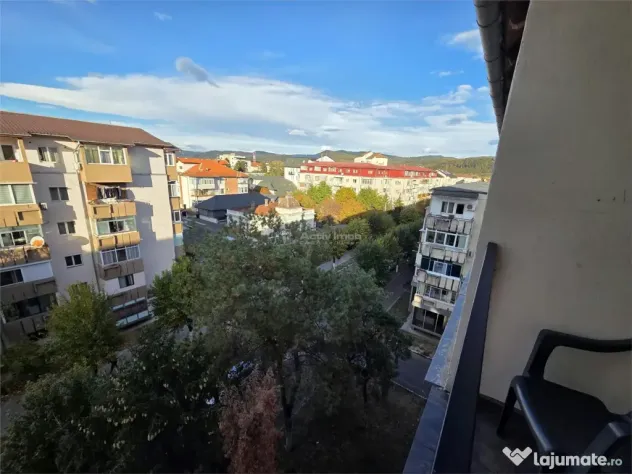 2 camere, central, ING Piata Mare, Rm. Valcea - Ramnicu Valcea (Valcea)