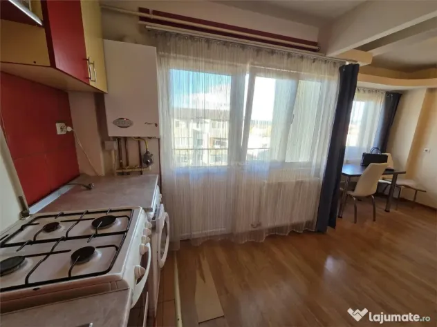 2 camere, central, ING Piata Mare, Rm. Valcea - Ramnicu Valcea (Valcea)
