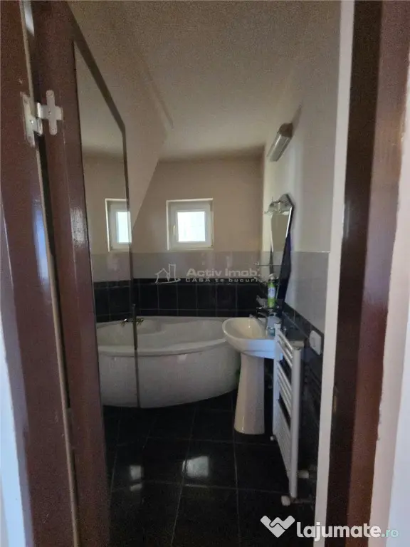 2 camere, central, ING Piata Mare, Rm. Valcea - Ramnicu Valcea (Valcea)