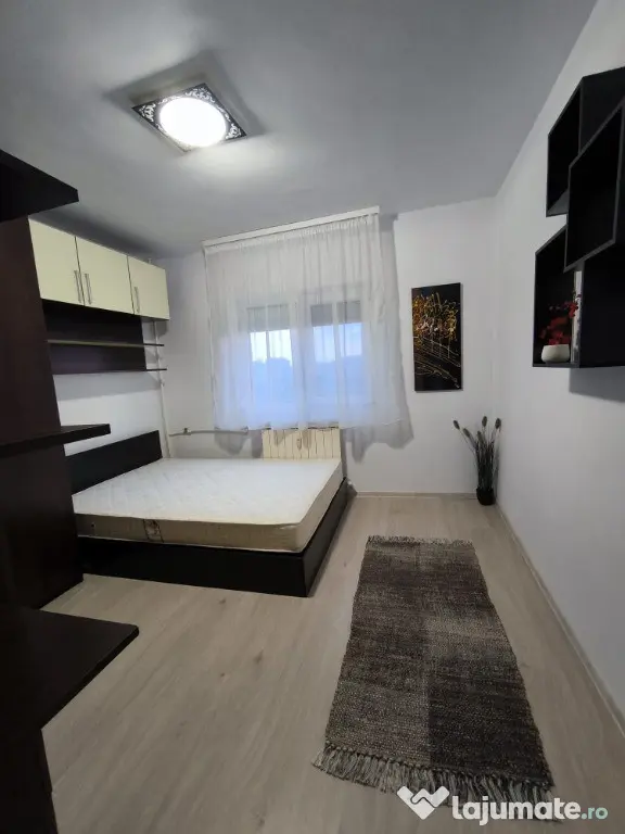 Proprietar inchiriez 3 camere vis-a-vis de MALL VITAN complet mobilat - Bucuresti (Bucuresti-Ilfov)
