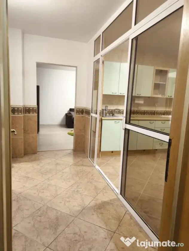 Proprietar inchiriez 3 camere vis-a-vis de MALL VITAN complet mobilat - Bucuresti (Bucuresti-Ilfov)
