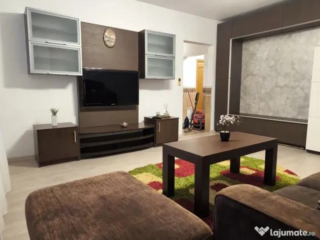 Proprietar inchiriez 3 camere vis-a-vis de MALL VITAN complet mobilat - Bucuresti (Bucuresti-Ilfov)