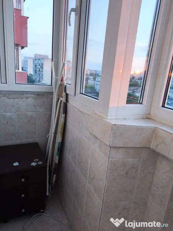 Proprietar inchiriez 3 camere vis-a-vis de MALL VITAN complet mobilat - Bucuresti (Bucuresti-Ilfov)
