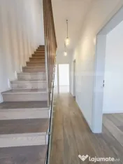 Duplex modern, compartimentare unică pe 3 niveluri | Meh