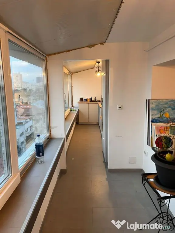 Apartament 3 camere | Balcon generos | Zona Piața Victoriei - Bucuresti (Bucuresti-Ilfov)