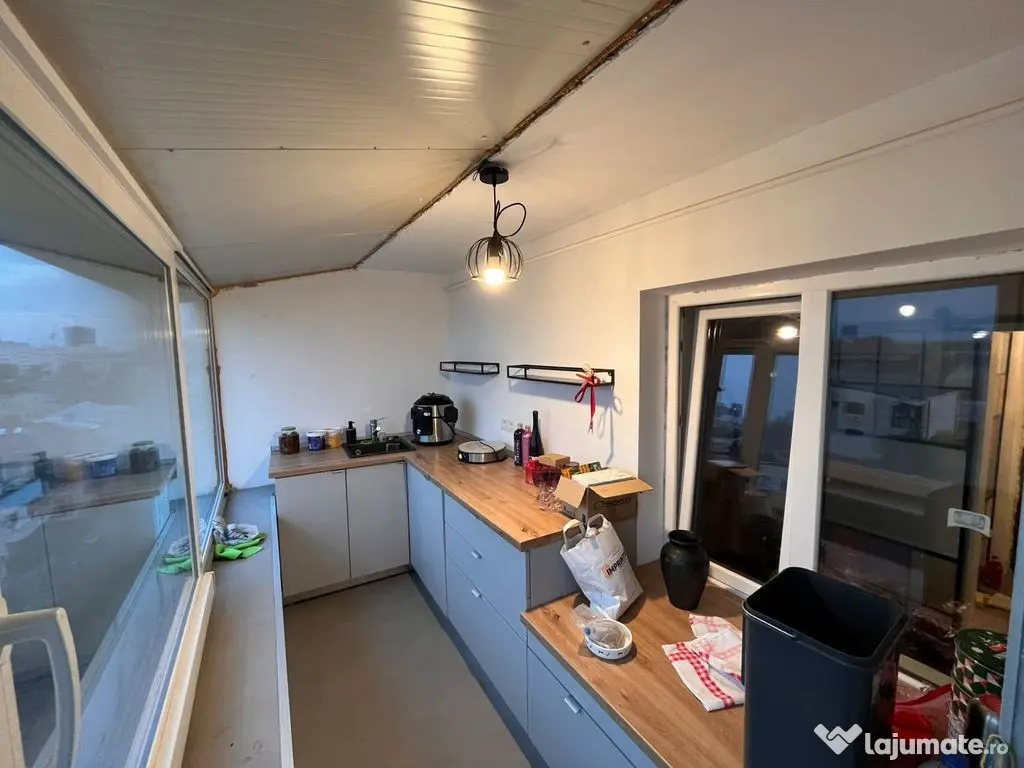 Apartament 3 camere | Balcon generos | Zona Piața Victoriei - Bucuresti (Bucuresti-Ilfov)