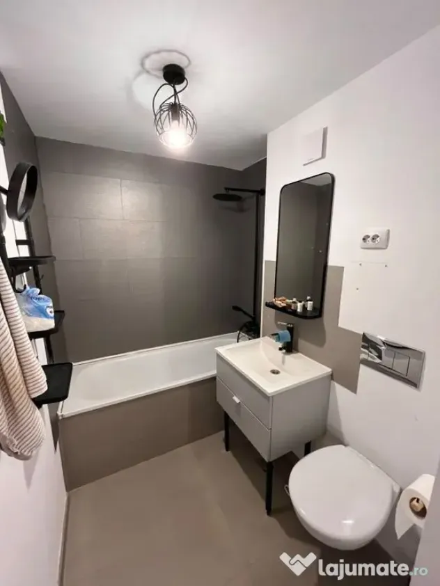 Apartament 3 camere | Balcon generos | Zona Piața Victoriei - Bucuresti (Bucuresti-Ilfov)