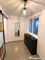 Apartament 3 camere | Balcon generos | Zona Piața Victoriei 