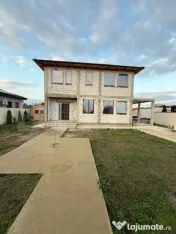 Vila de vânzare, 500 mp, Zona Vânători 