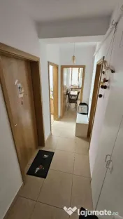 Apartament 3 camere zona TRACTORUL,STR Nicolae Labis 