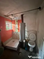 Casa situata in zona KM 5 
