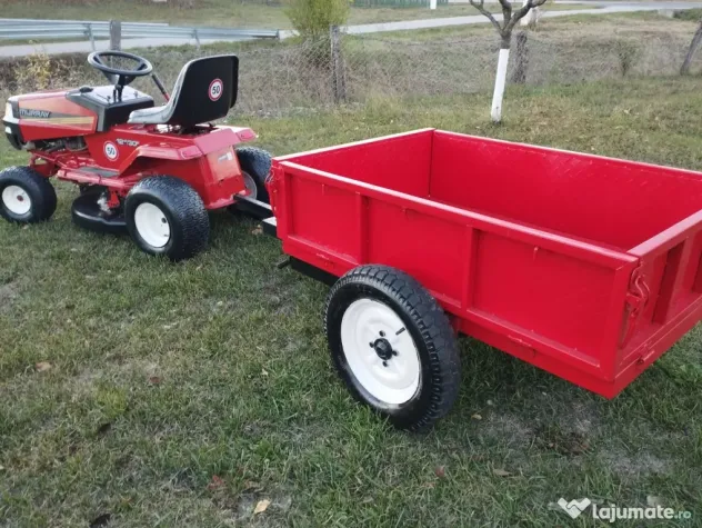 Tractoras gazon marca Muray 12,5 Cp cu remorca tabla 500 Kg