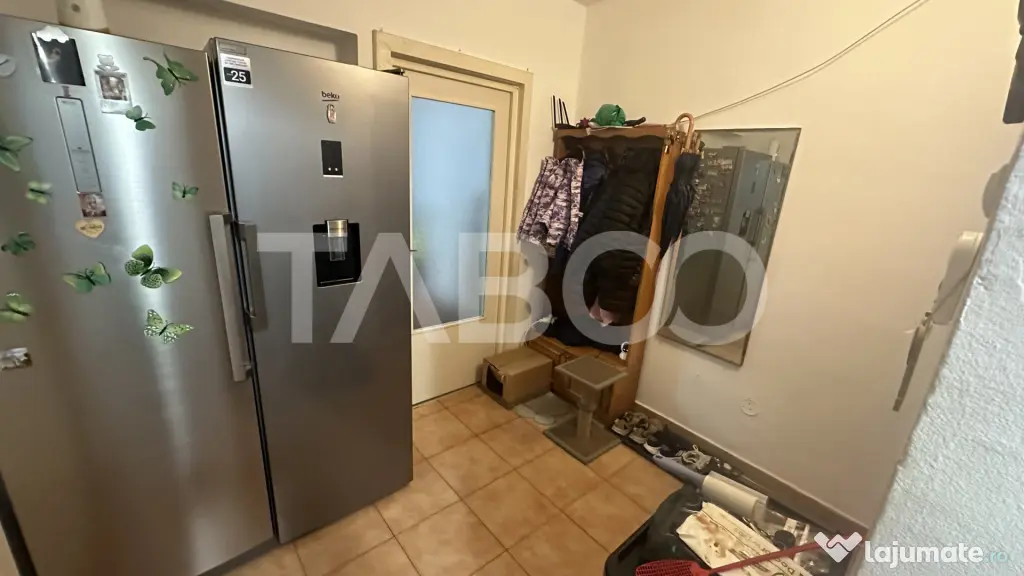 Aparatament 2 camere decomandat cu pivnita zona Centrala Sib - Sibiu (Sibiu)