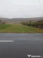 De vânzare teren intravilan în Vâlcele 