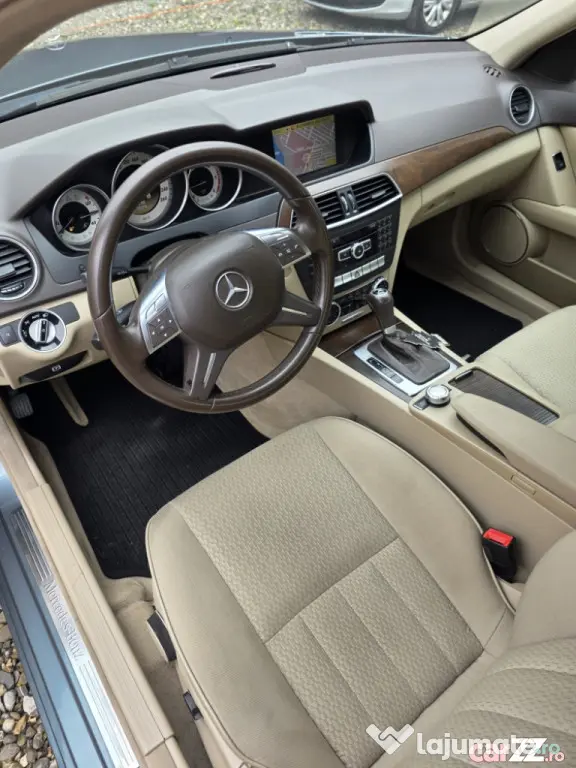 MERCEDES-BENZ C-Class 2012 — imagine 7